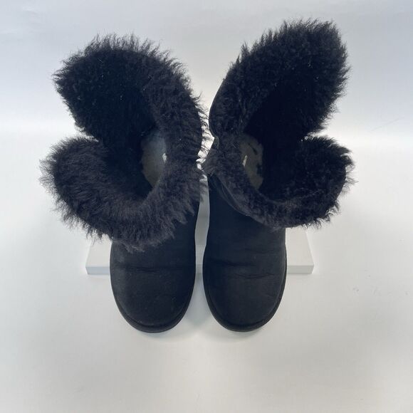 Ugg Australia Bailey Button 5803 Black Suede Sheepskin Boots Women’s Size 7 - Picture 4 of 12